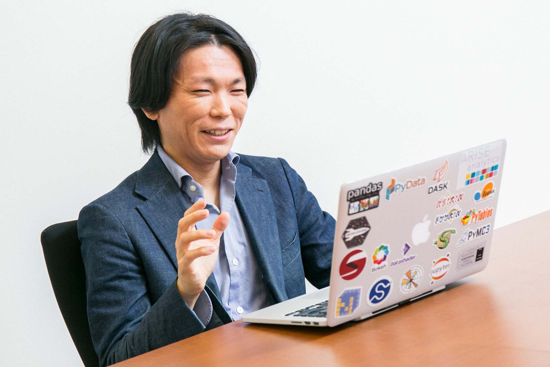 Python“らしさ”を支える技術。pandasコアコミッターが大事にするマージの方針｜ハイクラス転職・求人情報サイト AMBI（アンビ）